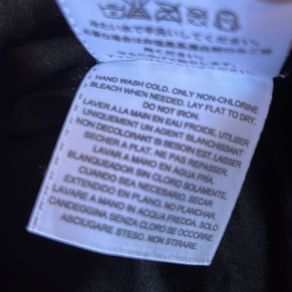 Black Dress - Picture 13 of 14